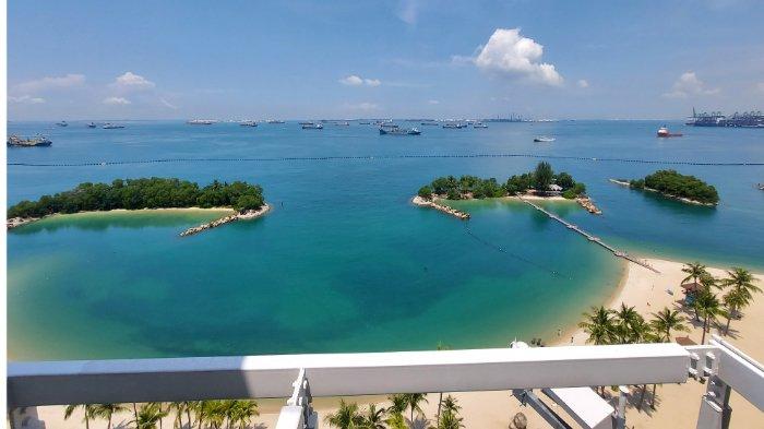 Pemandangan dari AJ Hackett, satu tempat wisata hits di Sentosa, Singapura.