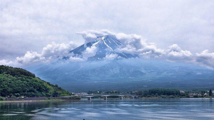 Pemandangan Gunung Fuji di Jepang