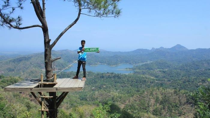 Pemandangan Kalibiru.