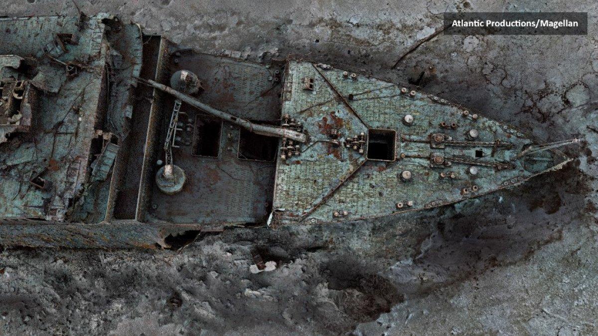 Gambar yang diambil dari pemindaian digital yang dirilis oleh Atlantic/Magellan pada 19 Mei 2023 menunjukkan pemandangan Titanic di Samudra Atlantik yang dibuat menggunakan pemetaan laut dalam. Pemindaian 3D ukuran penuh pertama dari bangkai kapal Titanic dapat mengungkapkan lebih banyak detail tentang perjalanan naas kapal laut melintasi Atlantik lebih dari seabad yang lalu. Gambar beresolusi tinggi merekonstruksi bangkai kapal yang terletak di kedalaman hampir 4.000 meter (13.100 kaki) dengan sangat detail dan dibuat menggunakan pemetaan laut dalam.