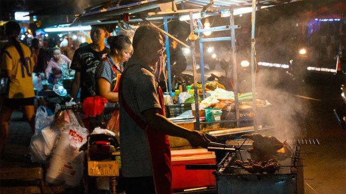 Ilustrasi street food.