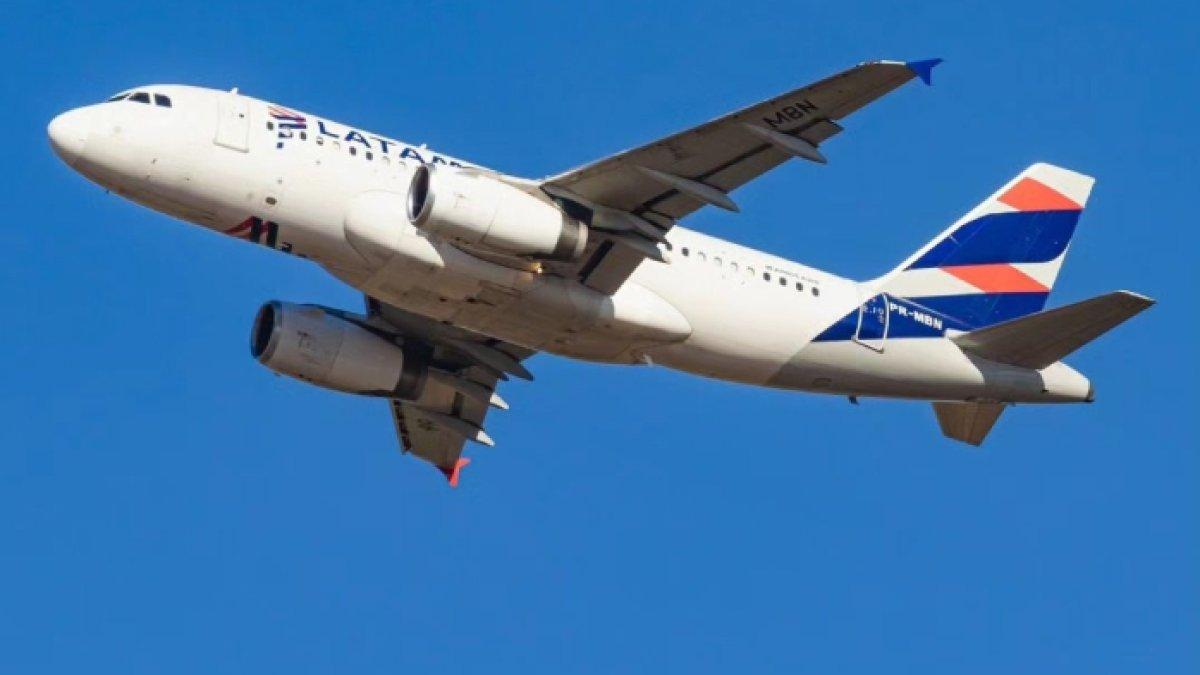 Pesawat LATAM Airlines.