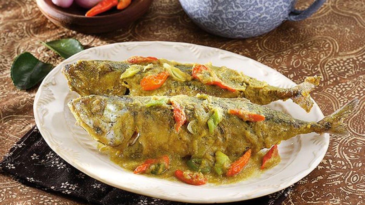Ilustrasi ikan bumbu pesmol buat menu sahur.