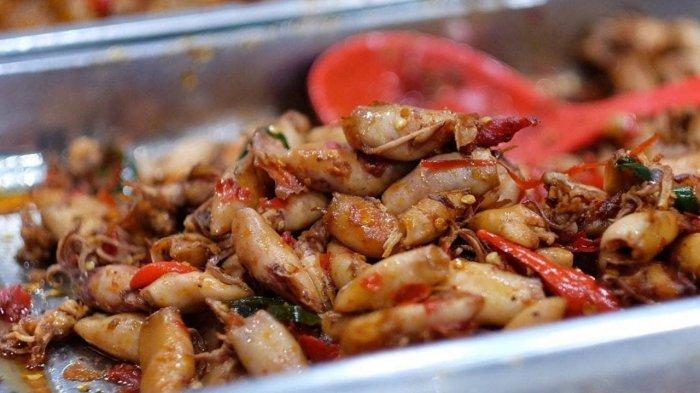 Pilihan lauk di Nasi Uduk Ibu Sum.