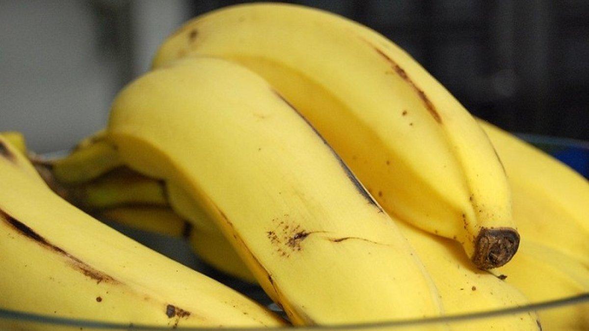 Ilustrasi pisang. Sebuah tim ilmuwan dilaporkan telah menciptakan 'pisang super' yang dimodifikasi secara genetik untuk mengandung lebih banyak nutrisi, terutama vitamin A.