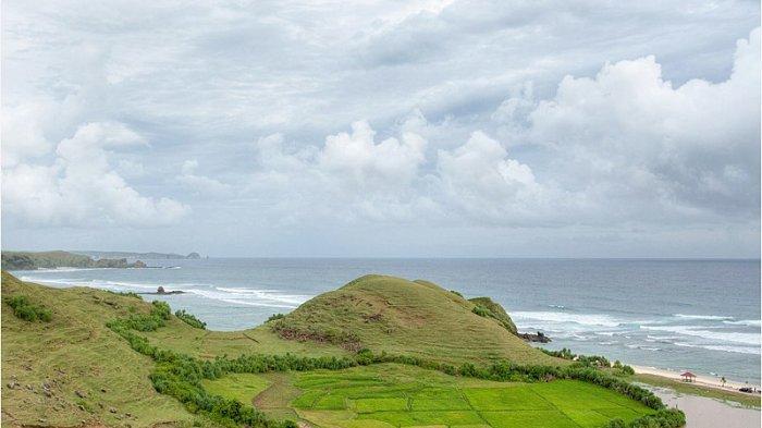 Potret keindahan Pantai Seger di Lombok