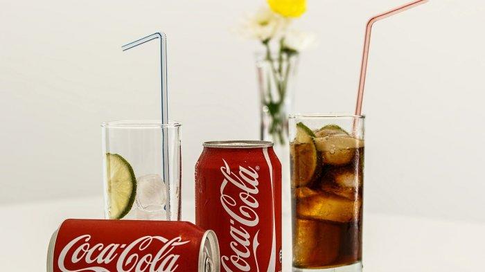 Ilustrasi produk minuman Coca-Cola.