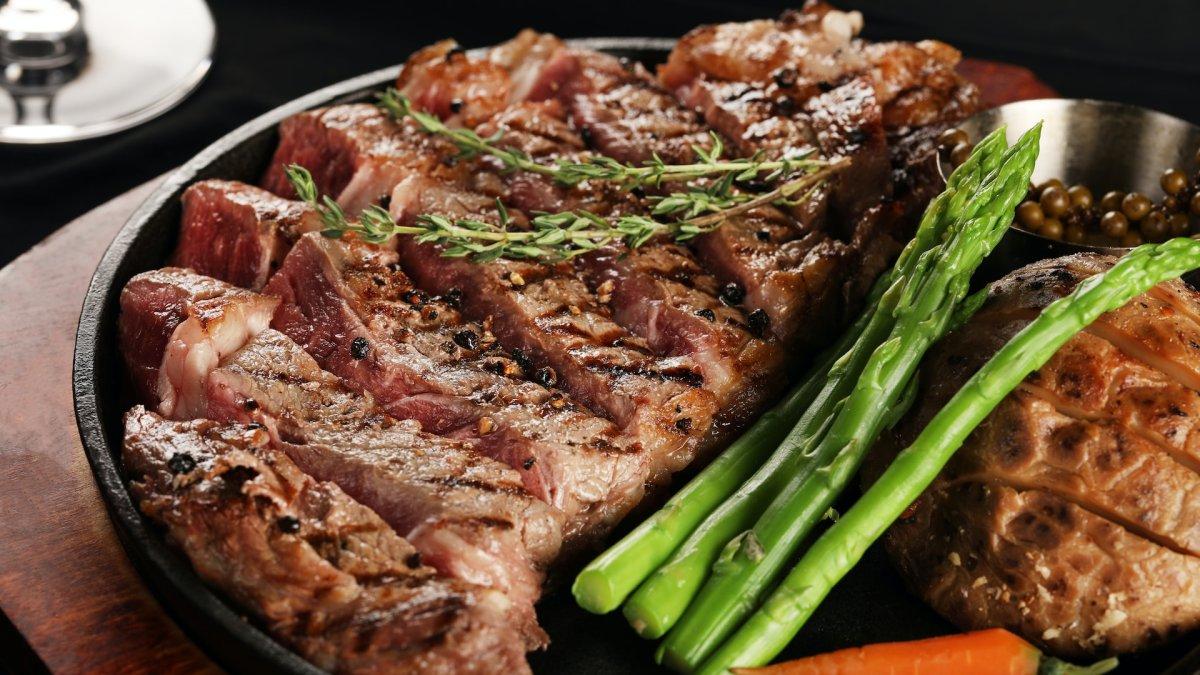 Ilustrasi steak.