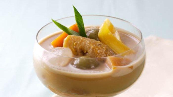 Kolak pisang candil.