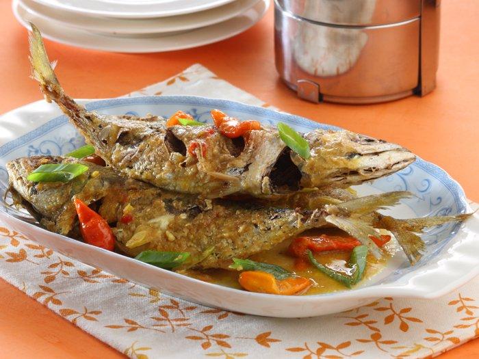 Ikan pesmol masak kembung.