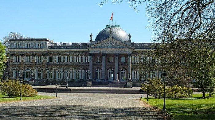Royal Castle of Laeken, Belgia
