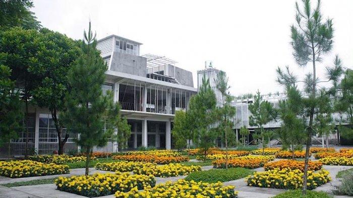 Rumah Atsiri Indonesia di Karanganyar, Jawa Tengah.