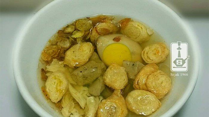 RM Timlo Solo, satu timlo di Solo buat sarapan yang enak dan mengenyangkan.