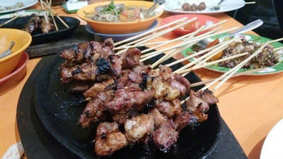 Sate Kambing Mendo Wendy's, rekomendasi tempat makan siang enak di Tegal.