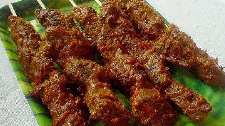 sate komoh khas Jawa Timur.