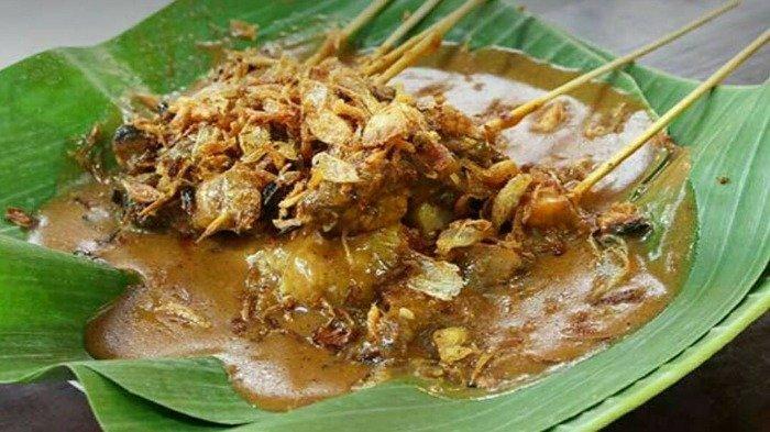 Sate Padang Al-Fresco.