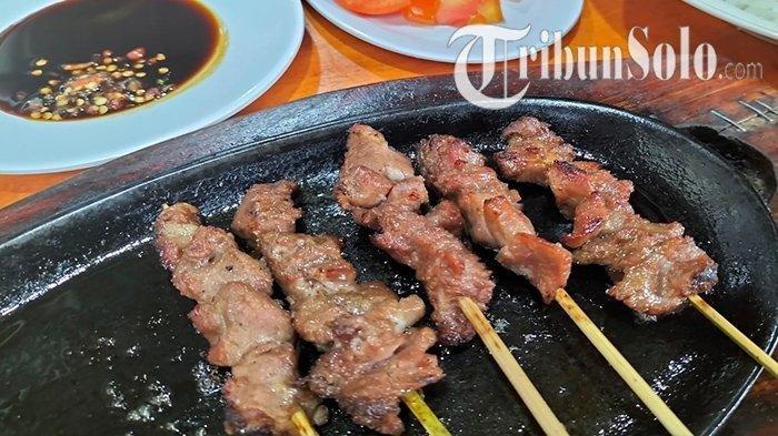Sate Tegal Kambing Muda.