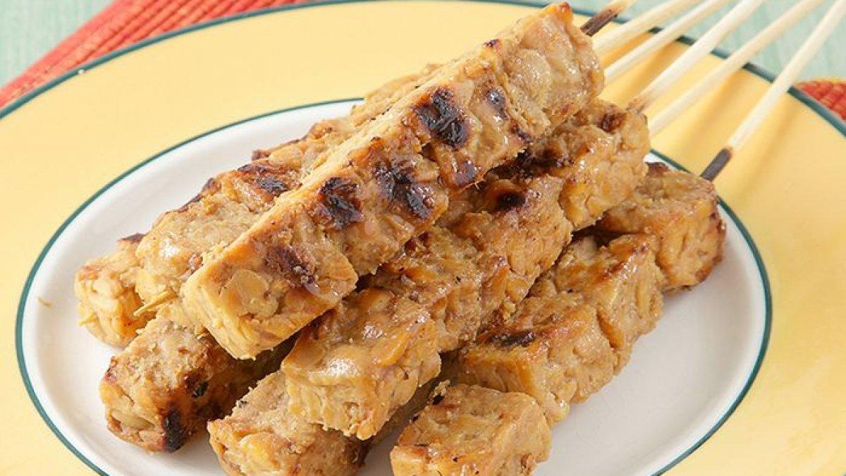 Sate tempe bacem.