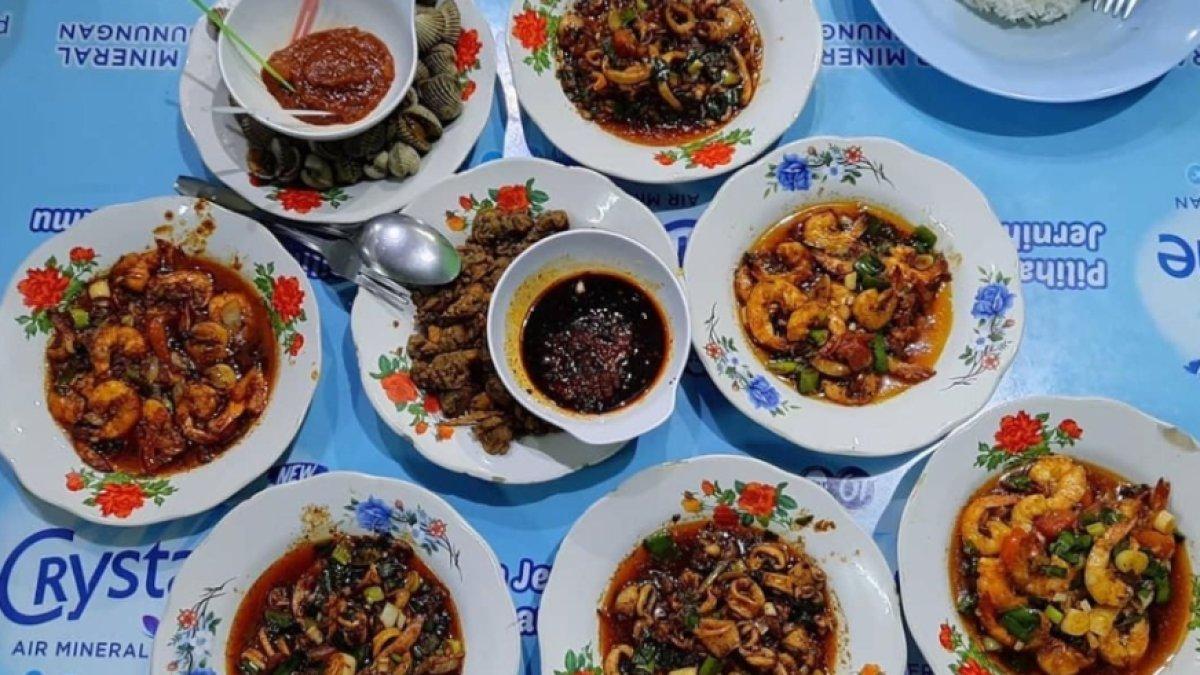 Seafood Mas Gondrong Resto Bandung.