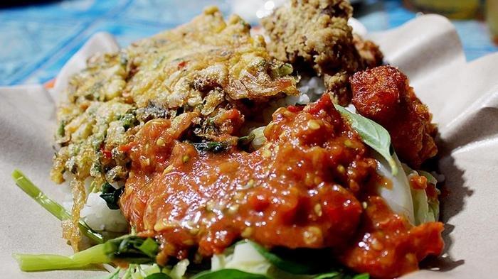 Ilustrasi nasi tempong.