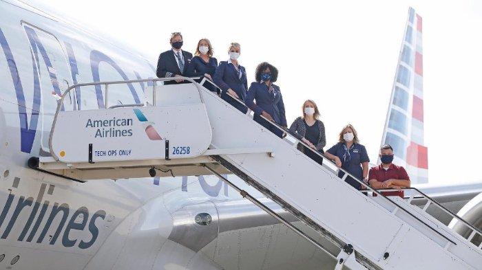 Para kru kabin American Airlines. Seorang pramugari American Airlines ditemukan meninggal dunia dalam kondisi yang misterius, polisi menemukan ada kain di dalam mulutnya.