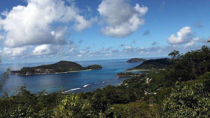Seychelles , Negara di Afrika Timur.