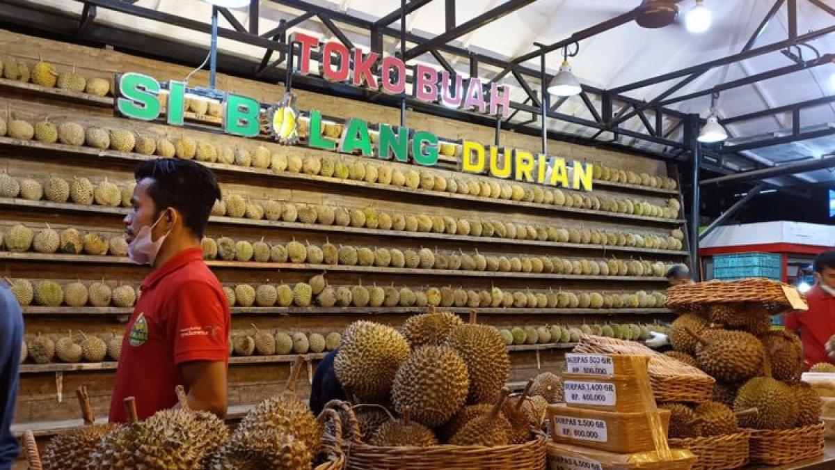 Si Bolang Durian Medan, Tempat Jokowi Traktir Menteri usai Timas Juara ...