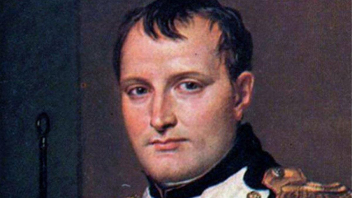 Sosok Napoleon Bonaparte yang terkenal. Baru-baru ini, topi milik kaisar legendaris asal Prancis tersebut dilelang.