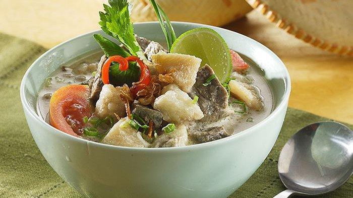 Soto Betawi.