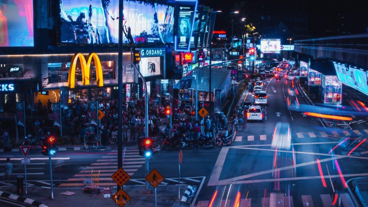 Suasana di Bukit Bintang, Malaysia.