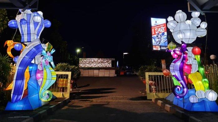 Suasana malam yang instagenic di Taman Pelangi, Jogja