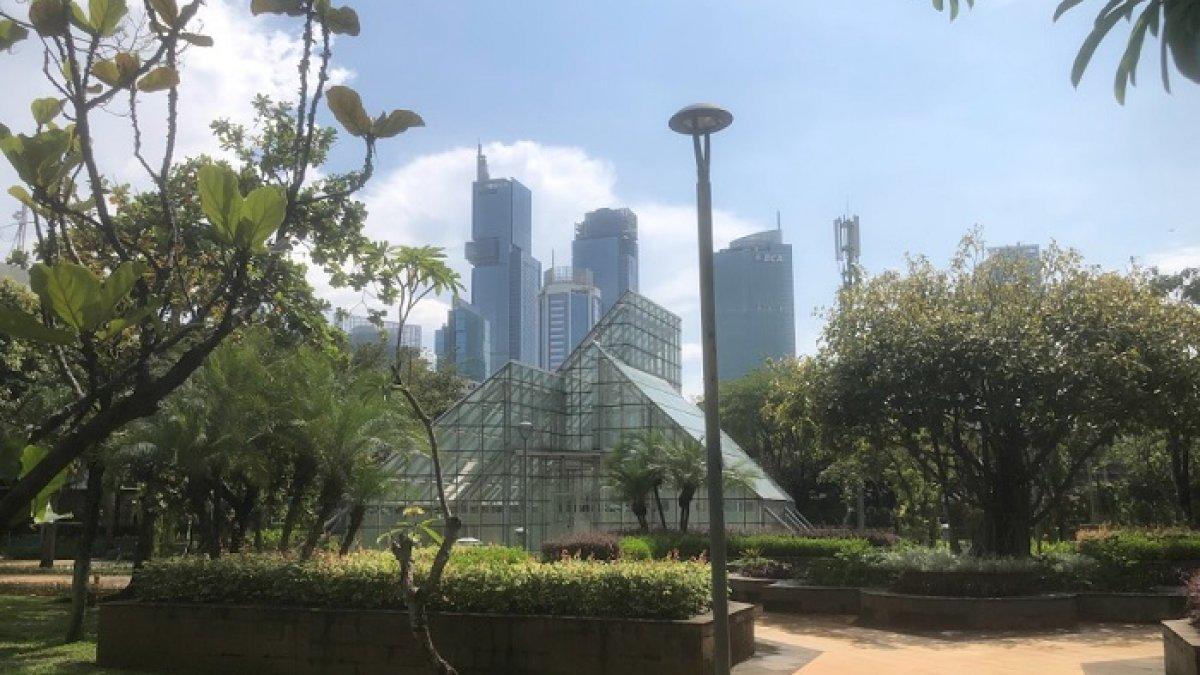 Taman Menteng, tempat wisata gratis di Jakarta yang cocok untuk liburan hemat.