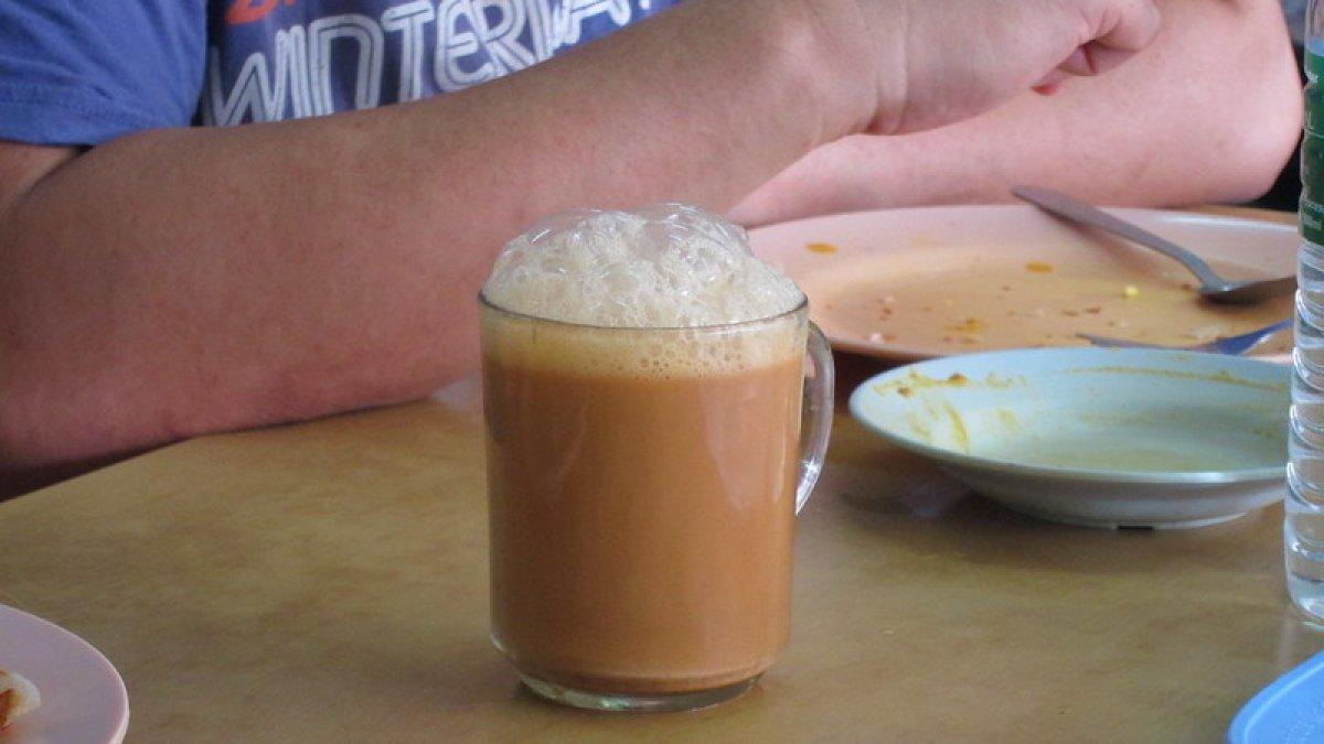 Ilustrasi teh tarik.