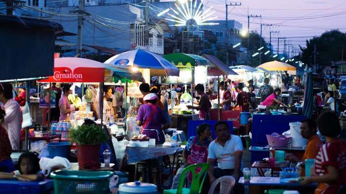 Ilustrasi street food.