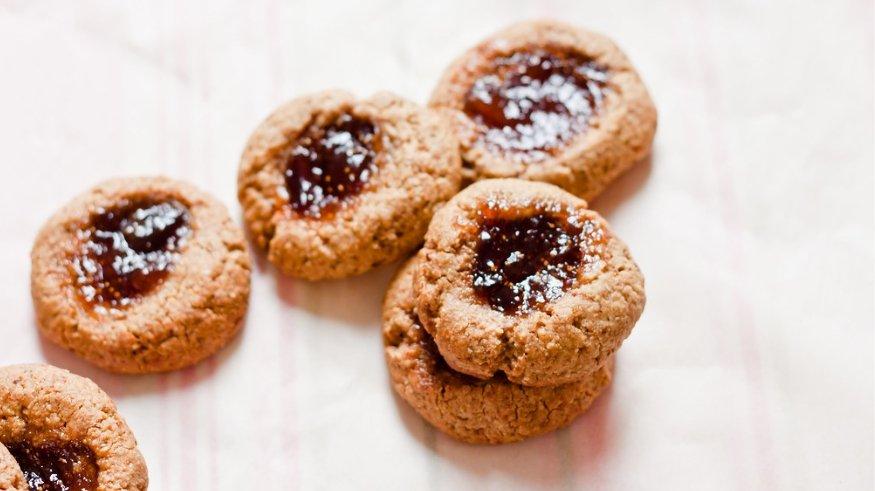 Ilustrasi thumbprint cookies