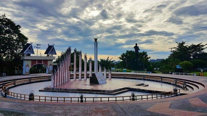 Tugu Soekarno yang berada di Kota Palangkaraya