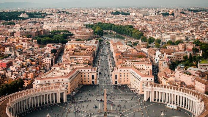 Vatican City, satu negara terkecil di dunia berdasarkan jumlah penduduk.