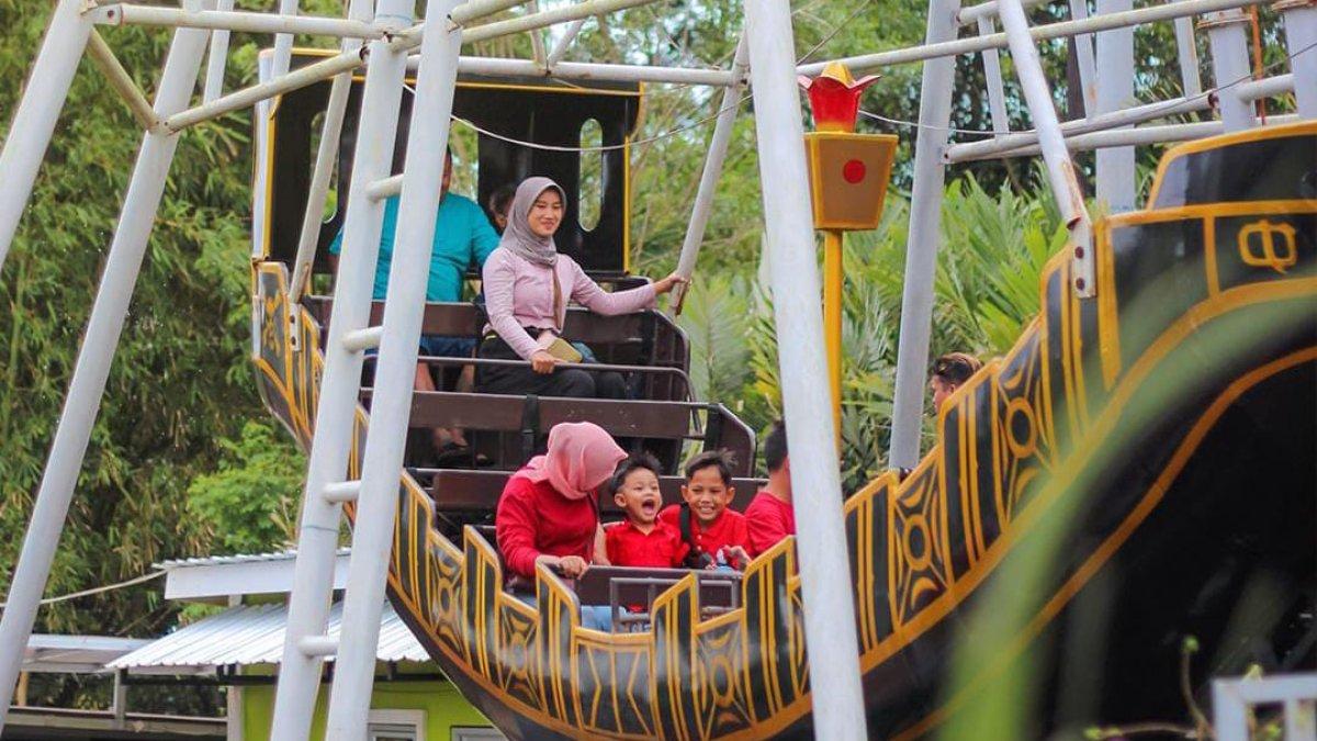 Waykambang Edupark merupakan tempat wisata hits di Batang.