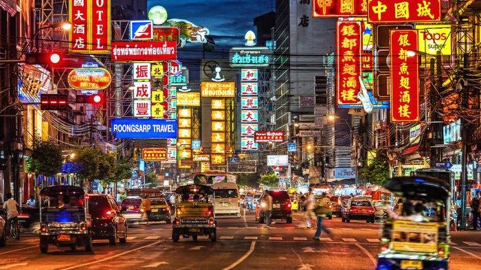Yaowarat Road, Bangkok, Thailand