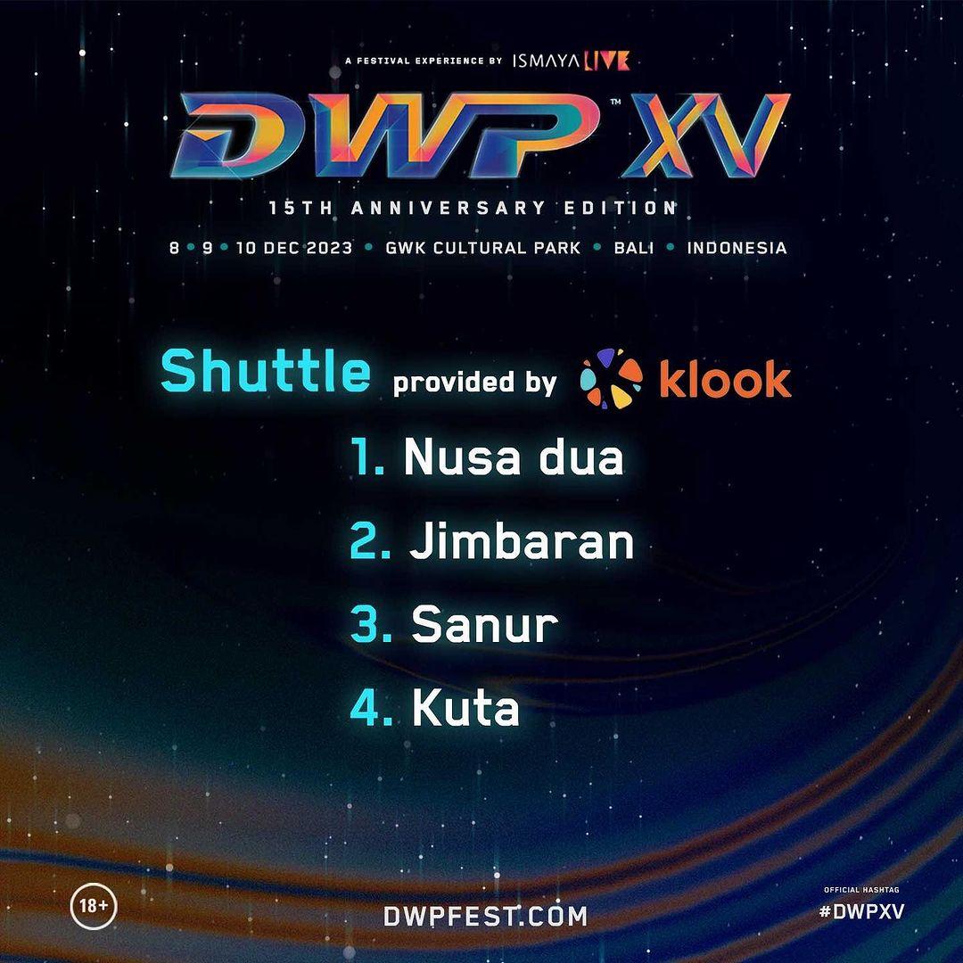 Traveler bisa naik shuttle bus menuju venue DWP 2023 di GWK, Bali. (Instagram/djakartawarehouseproject)