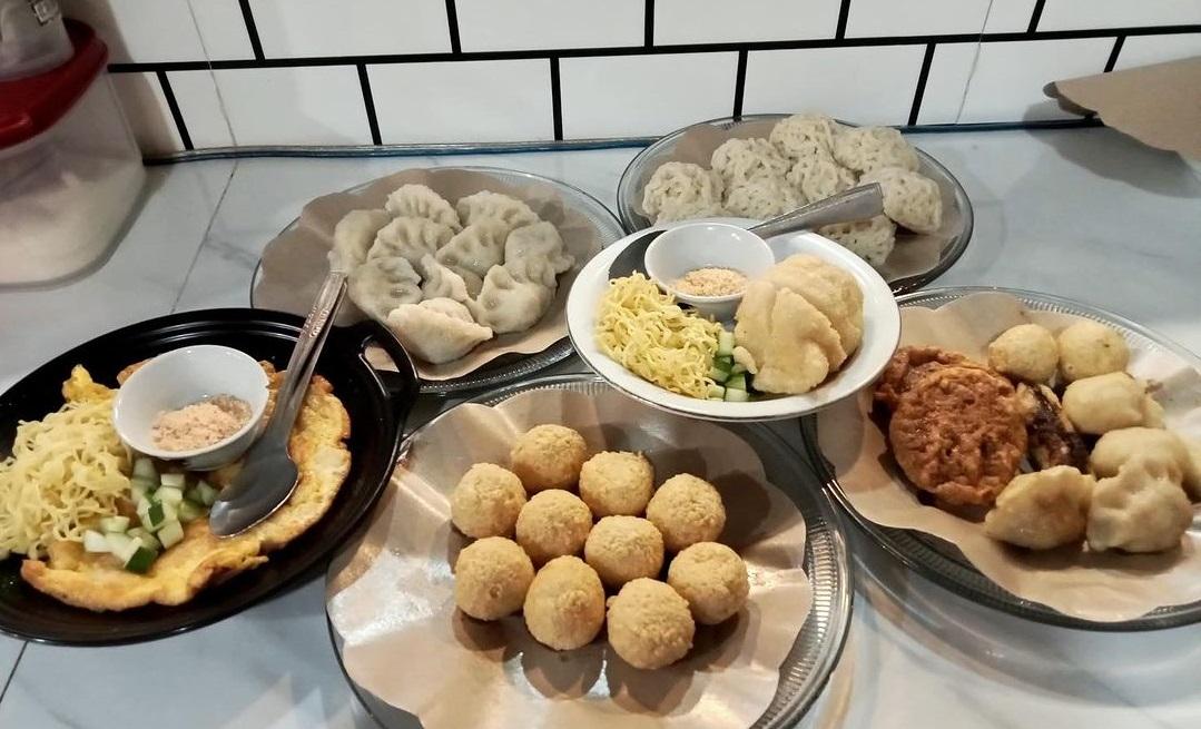 Pempek Nony 168 Palembang. (Instagram/pempeknony168)