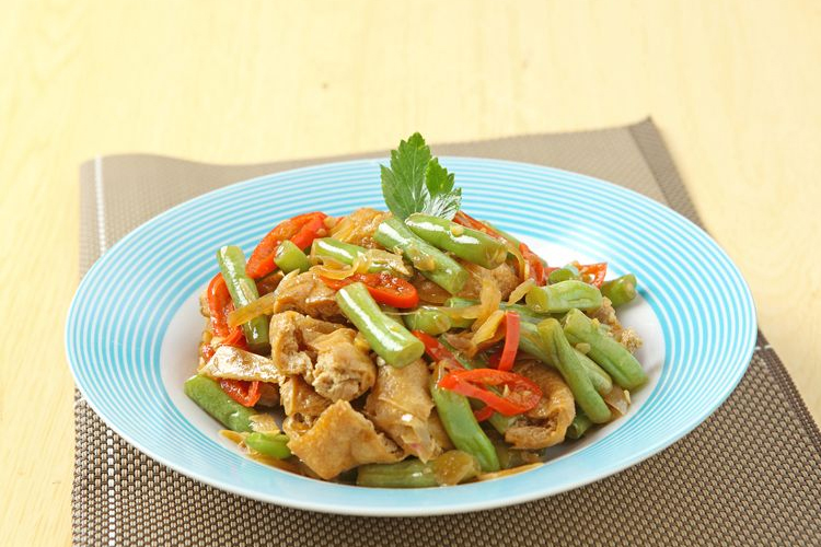 Tumis buncis. (Sajian Sedap)