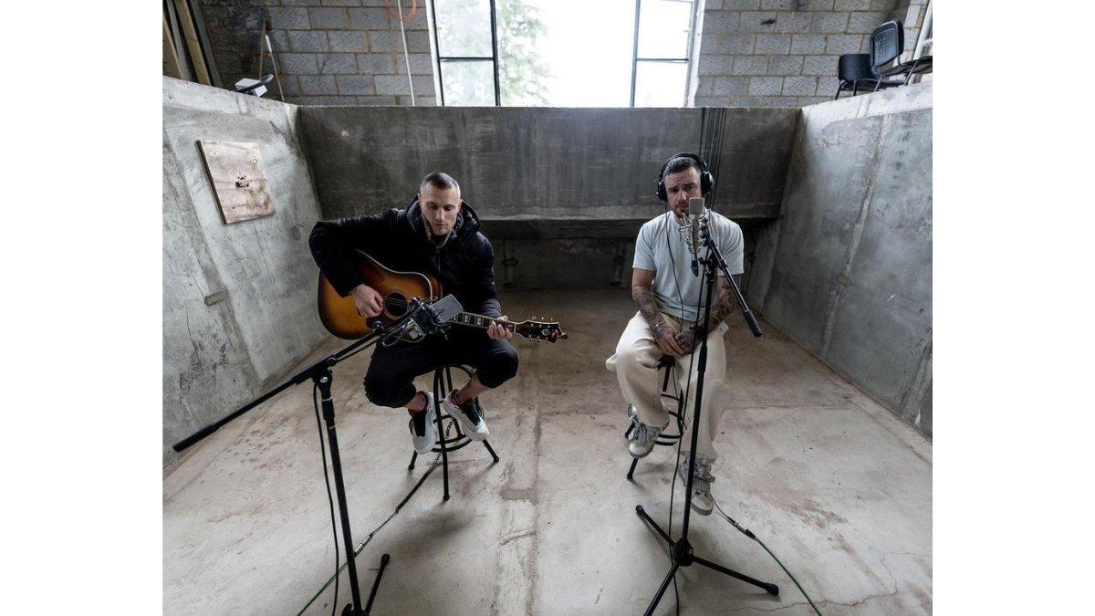 5 postingan sebelum Liam Payne terjatuh dari balkon hotel, Upload versi akustik 'Teardrops'