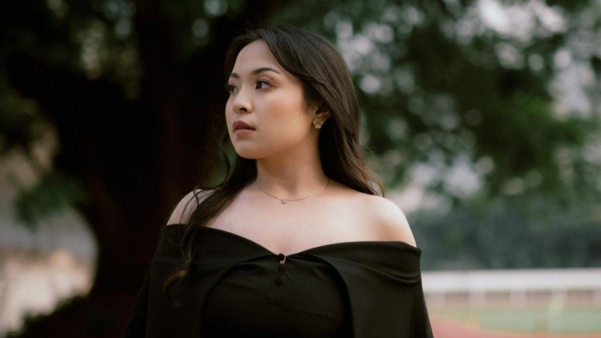 7 Potret Bernadya, Penyanyi Muda yang Speak Up Setelah Jadi Korban Pelecehan Warganet