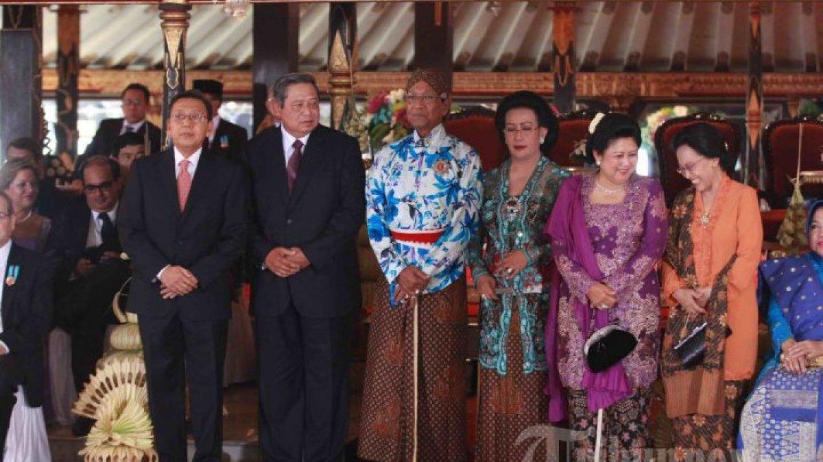 7 potret royal wedding GKR Hayu dan KPH Notonegoro, dihadiri SBY-Boediono