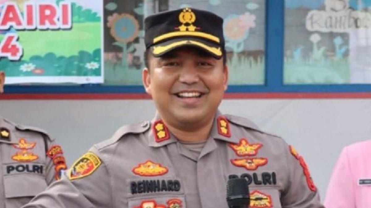 AKBP Reinhard Habonaran Nainggolan, Kapolres Dairi yang diduga aniaya dua anak buahnya
