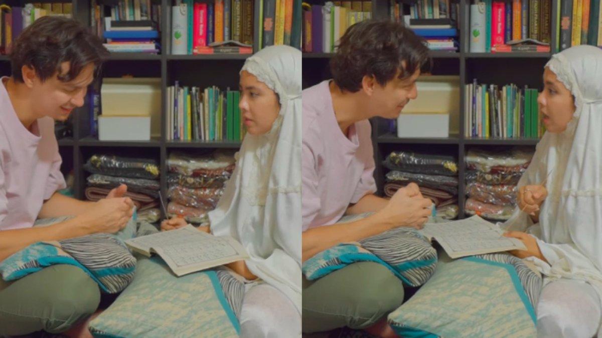 AKTOR MUALAF,- Sosok aktor berdarah Indonesia-Jerman yang mendadak ingin jadi mualaf tapi tak tahu alasannya. Kini belajar ngaji dan salat bareng istri.