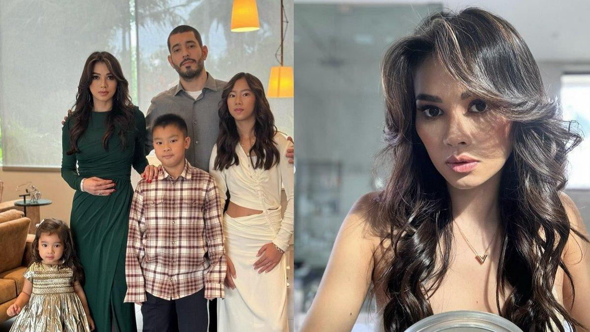 Adinda Bakrie bersama keluarganya
