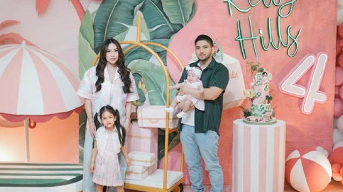 Aditya Trihatmanto dan Kezia Toemion rayakan ulang tahun anak pertama mereka
