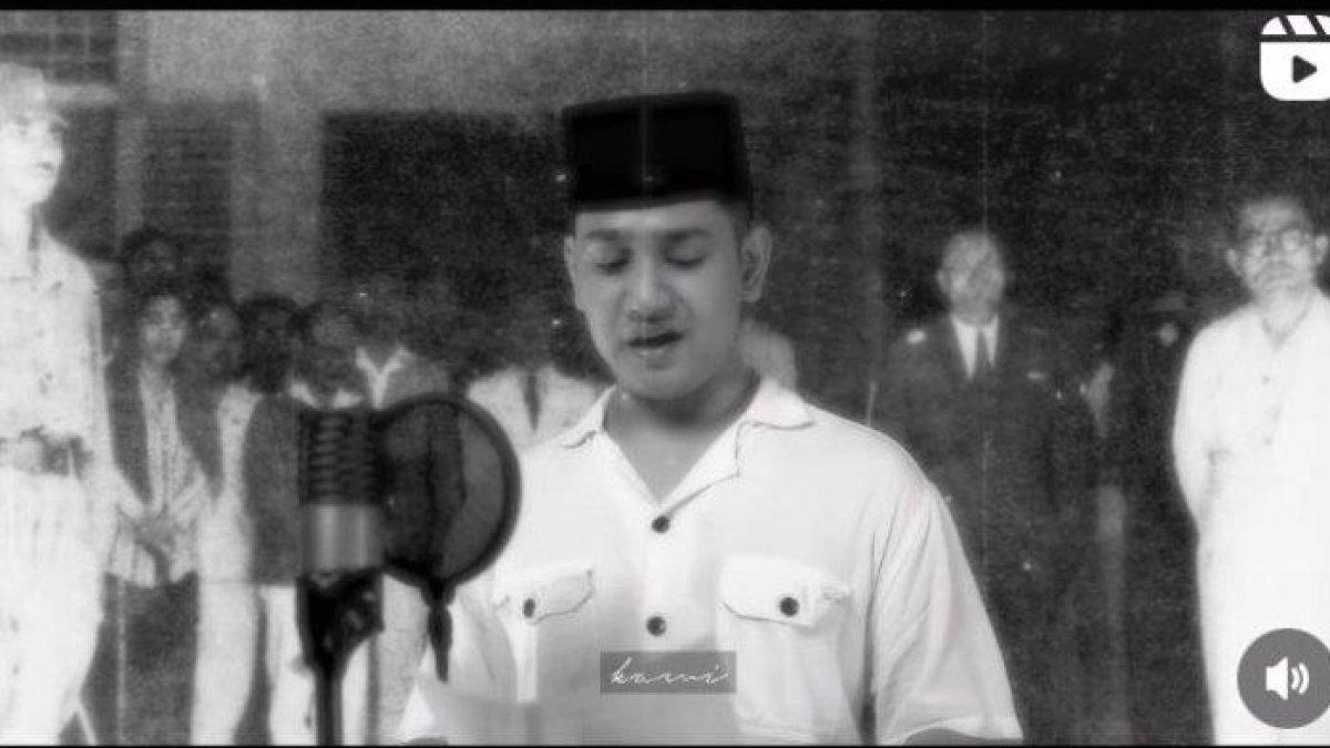 Aktor Syakir Daulay disomasi dan dilaporkan usai dianggap permainkan teks Proklamasi.
